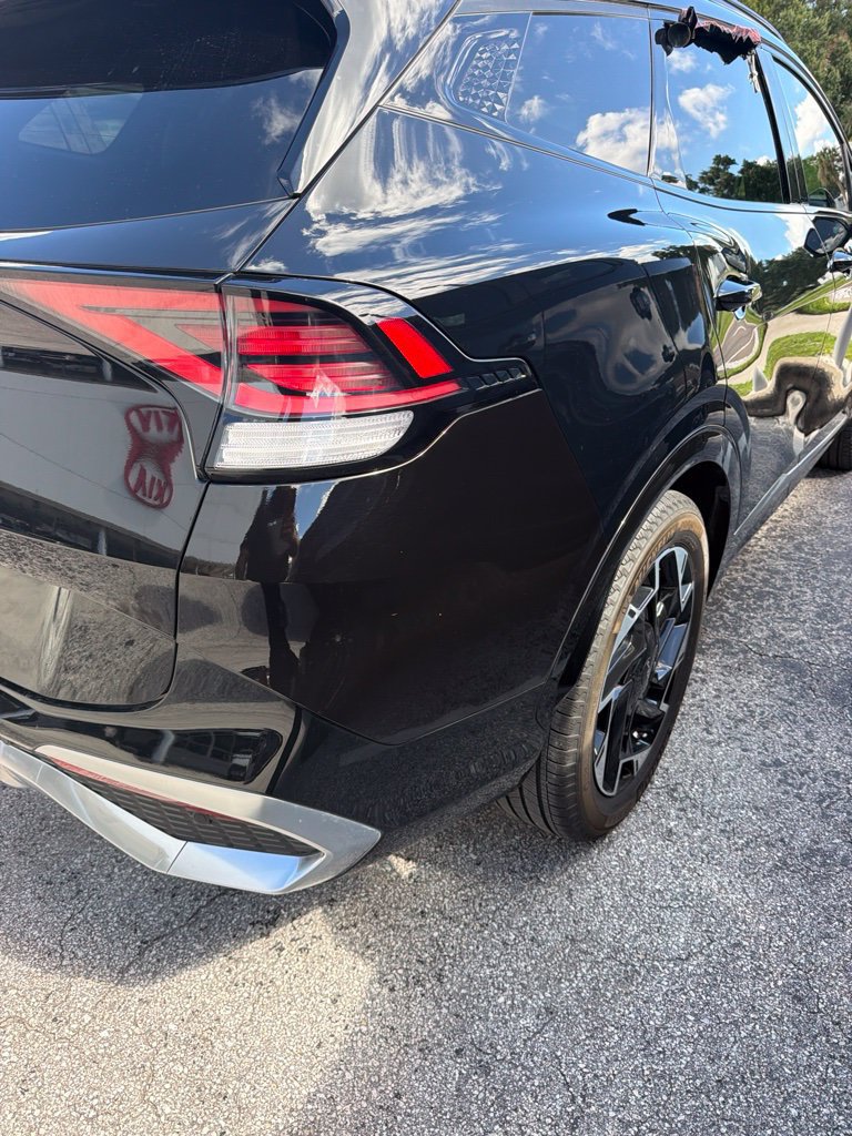 Certified 2025 Kia Sportage SX FWD image 4