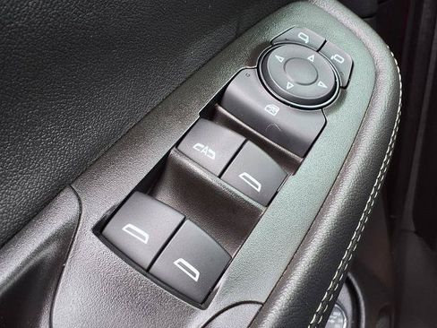 Used 2023 Buick Encore GX Select w/ Sport Touring Package FWD image 16