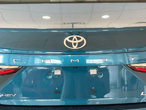 New 2026 Toyota Camry LE w/ Convenience Package FWD image 7