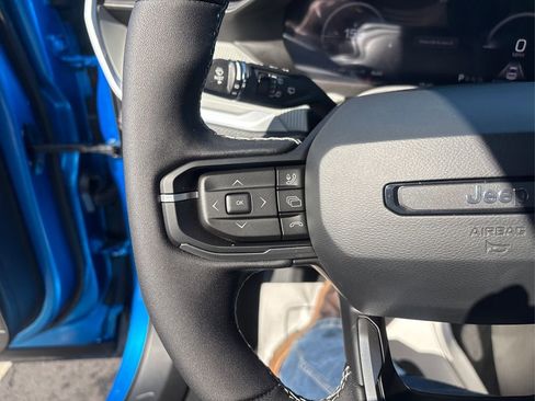 New 2026 Jeep Cherokee Limited image 25