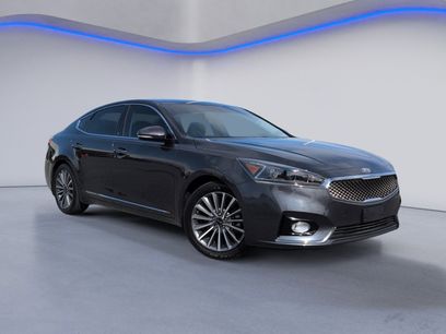 Used 2019 Kia Cadenza Premium