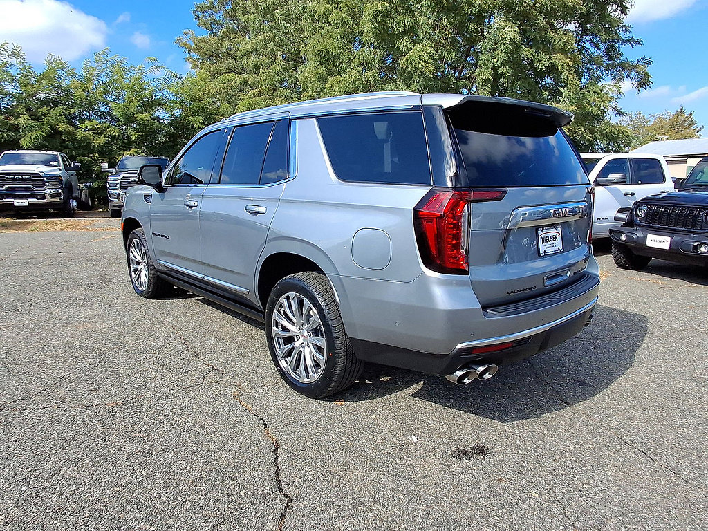 Used 2024 GMC Yukon Denali w/ Advanced Technology Package AWD/4WD image 28