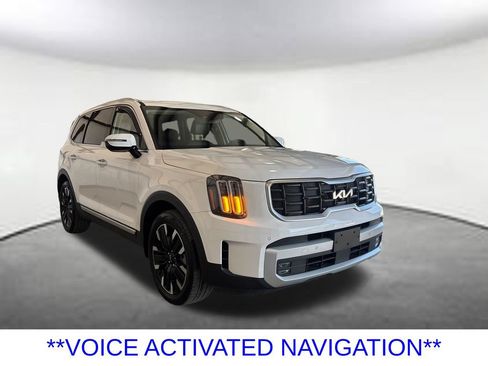 Used 2024 Kia Telluride SX w/ Towing Package FWD image 7