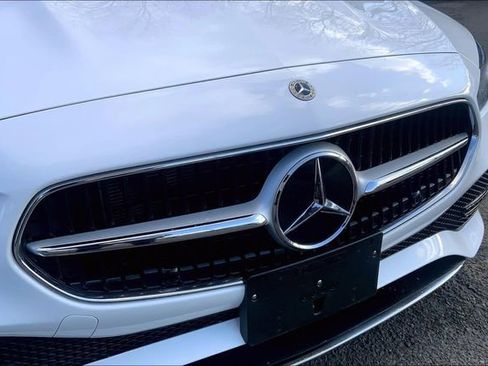 Used 2025 Mercedes-Benz C 300 4MATIC Sedan image 27