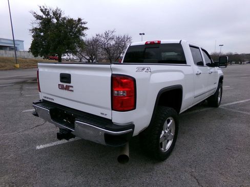 Used 2015 GMC Sierra 2500 SLT w/ Duramax Plus Package image 6