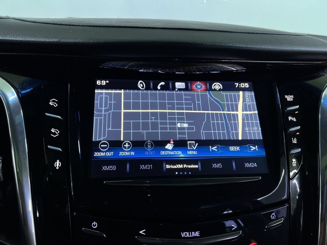 Used 2015 Cadillac Escalade ESV Luxury AWD/4WD image 22