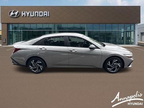 Certified 2025 Hyundai Elantra Sport image 6