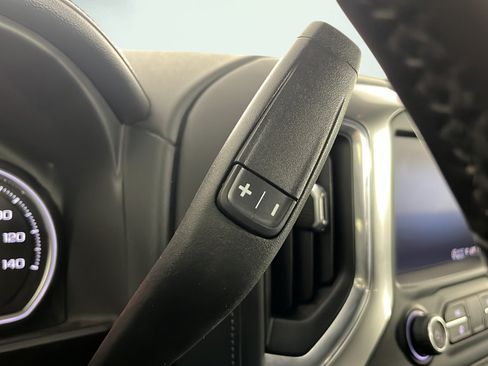 Used 2021 Chevrolet Silverado 1500 LTZ w/ Technology Package AWD/4WD image 28
