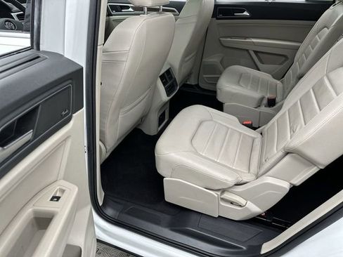 Used 2019 Volkswagen Atlas SEL Premium image 24