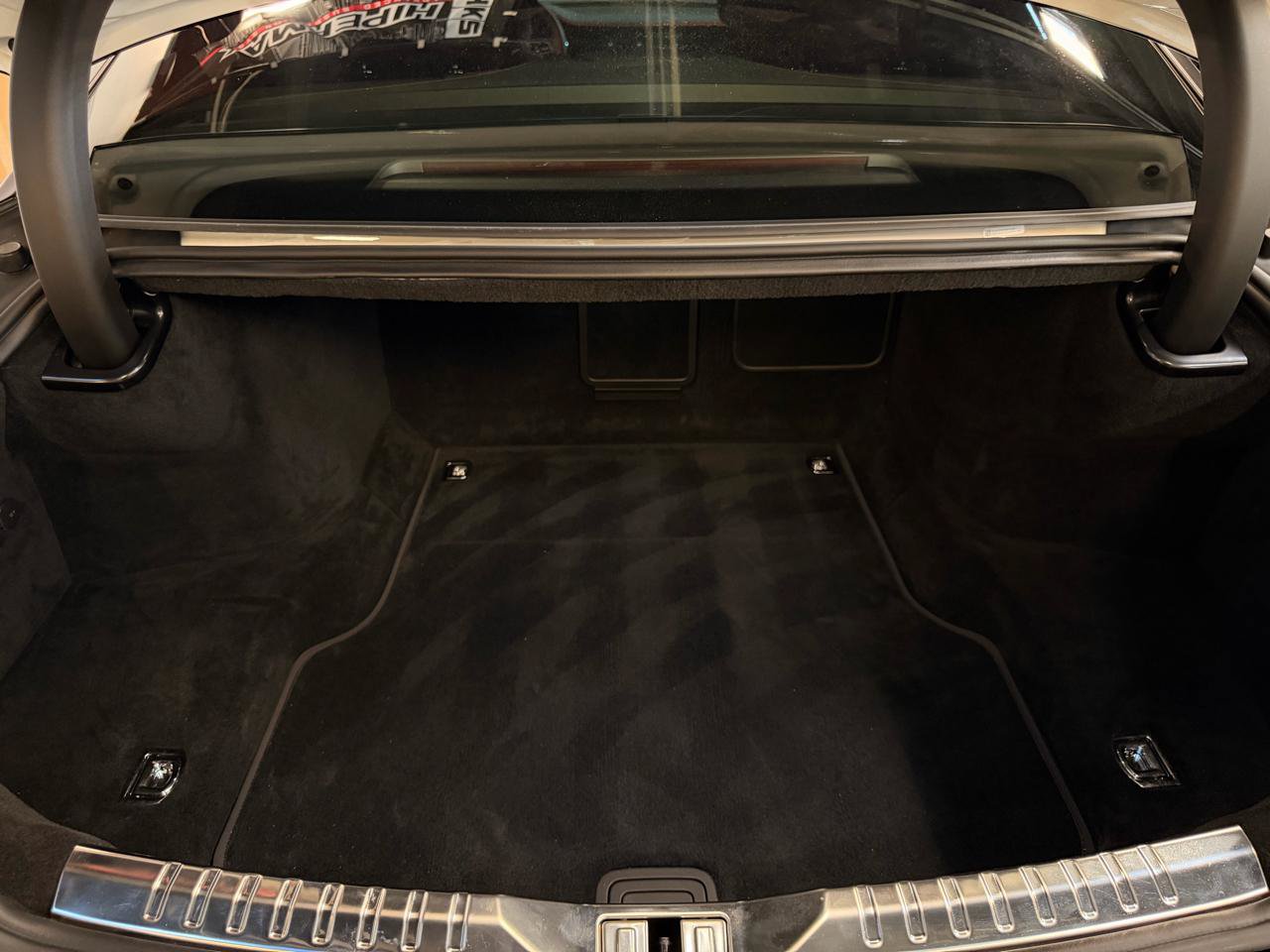 Used 2024 Bentley Flying Spur W12 AWD/4WD image 26