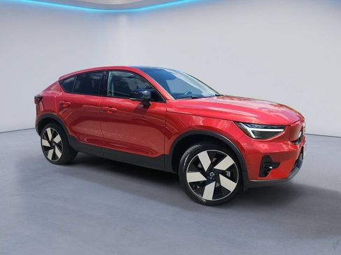 Certified 2023 Volvo C40 P8 Recharge Ultimate AWD/4WD image 2