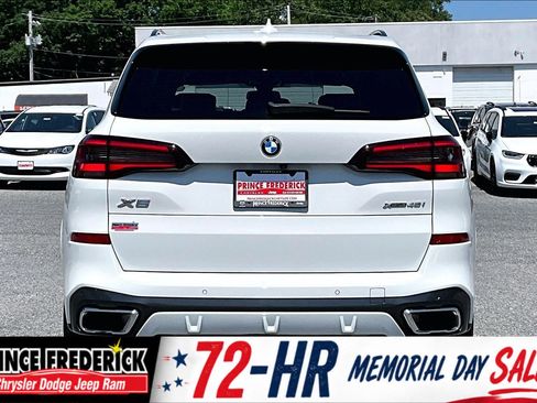 Used 2023 BMW X5 xDrive40i w/ M Sport Package AWD/4WD image 4