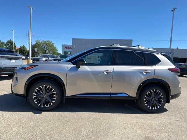 New 2026 Nissan Rogue Platinum AWD/4WD image 2
