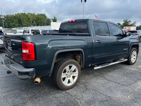 Used 2018 GMC Sierra 1500 SLE w/ SLE Value Package AWD/4WD image 3
