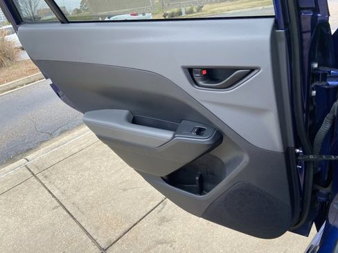 Used 2024 Subaru Crosstrek 2.0i Premium image 49