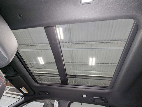 Certified 2023 Honda Pilot TrailSport image 18