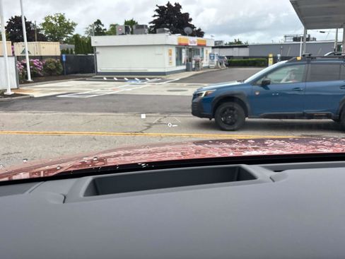 Used 2025 Hyundai Santa Fe Calligraphy image 18