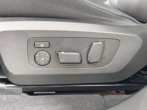 Certified 2025 BMW X3 xDrive30i w/ M Sport Package image 18