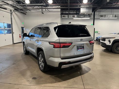 Used 2024 Toyota Sequoia Capstone image 5