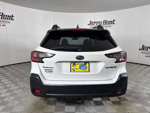 Used 2024 Subaru Outback Onyx Edition AWD/4WD image 7
