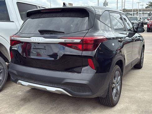 Used 2022 Kia Seltos LX image 5