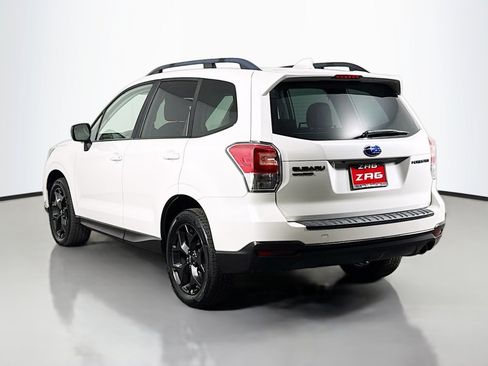 Used 2018 Subaru Forester 2.5i Premium w/ Popular Package #2 AWD/4WD image 3