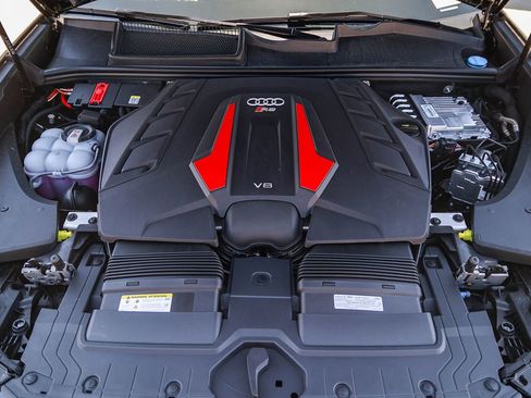 New 2026 Audi RS Q8 performance AWD/4WD image 30