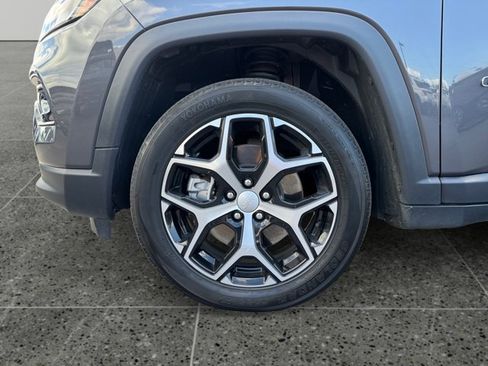 Used 2024 Jeep Compass Limited AWD/4WD image 14