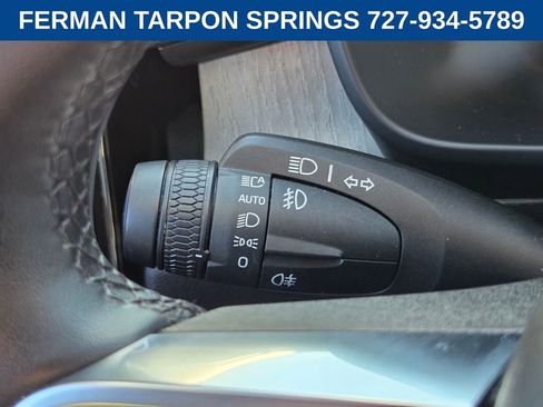 Certified 2025 Volvo XC40 B5 Core image 33