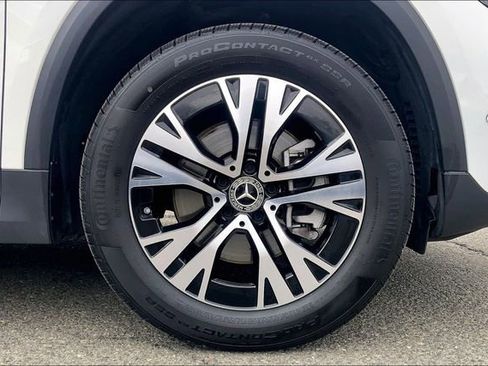 Used 2026 Mercedes-Benz GLA 250 4MATIC image 9