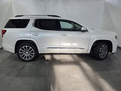 Used 2022 GMC Acadia Denali w/ Denali Ultimate Package image 6