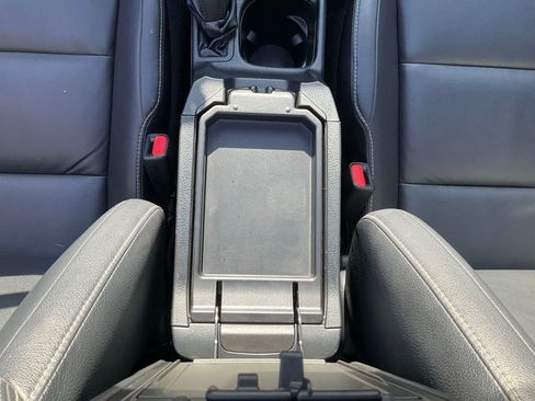 Used 2018 Toyota RAV4 Limited w/ Carpet Mat Package AWD/4WD image 44