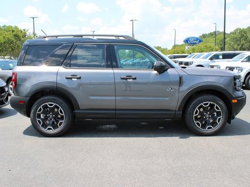 New 2026 Ford Bronco Sport Outer Banks w/ Outer Banks Tech Package+ AWD/4WD image 18