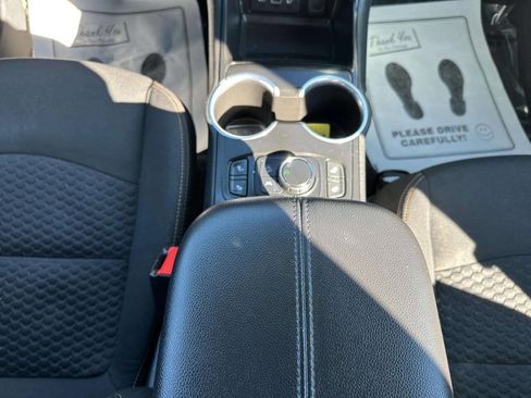 Used 2020 GMC Terrain SLE w/ Driver Convenience Package image 20