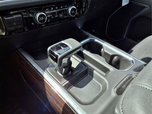 New 2026 GMC Sierra 1500 Elevation AWD/4WD image 7