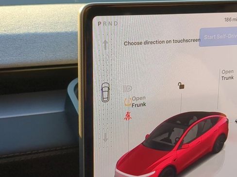 Used 2026 Tesla Model Y AWD image 14