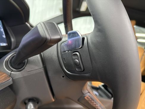 Used 2025 Jeep Grand Cherokee Summit image 21