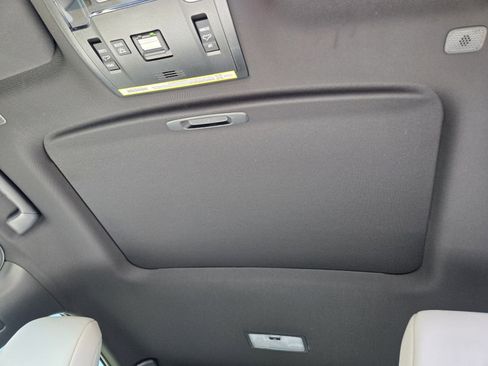 New 2026 Lexus UX 300h AWD image 7