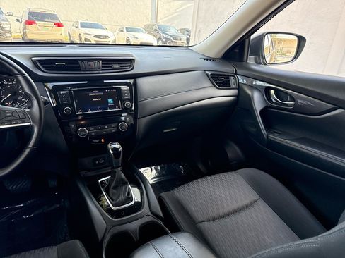 Used 2020 Nissan Rogue SV AWD/4WD image 22