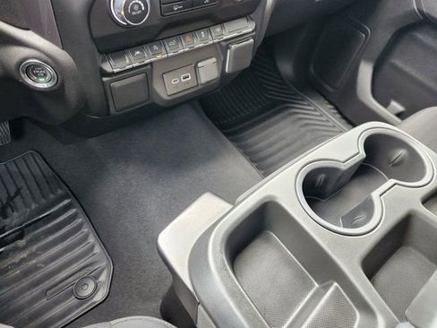 Used 2023 Chevrolet Silverado 1500 Custom image 23