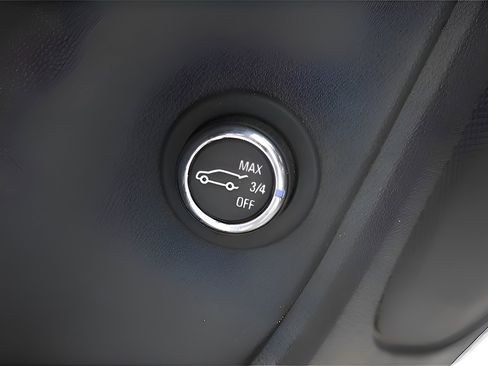 Used 2021 Chevrolet Blazer LT image 31