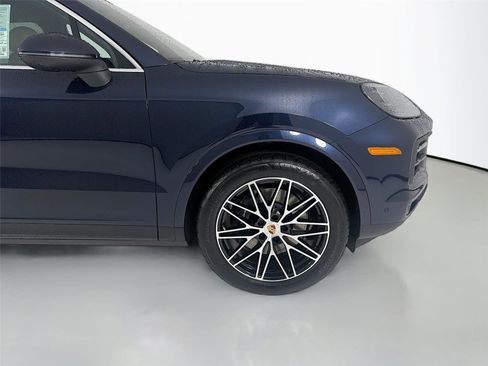 New 2026 Porsche Cayenne image 28