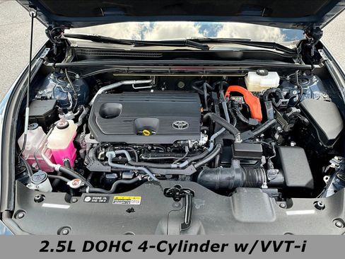 Used 2025 Toyota Crown AWD/4WD image 30