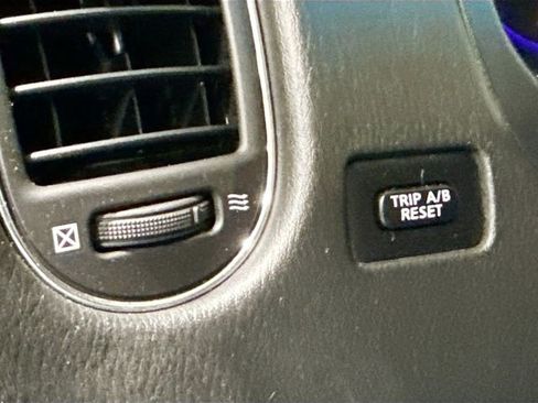 Used 2017 INFINITI QX50 Base w/ Premium Plus Package image 12