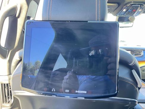 Used 2022 Jeep Grand Wagoneer Series III w/ Rear Seat Video Group 1 image 33