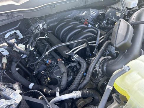 Used 2022 Ford F150 Lariat w/ Equipment Group 502A High AWD/4WD image 10