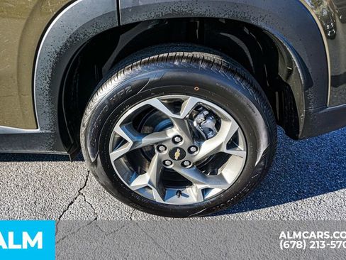 Used 2024 Chevrolet Trax LT image 17