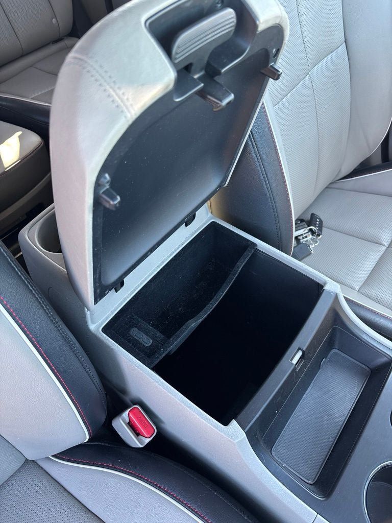 Used 2021 Kia Sedona EX FWD image 22