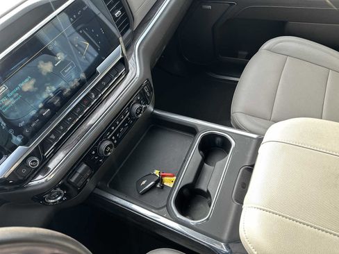 Used 2025 Chevrolet Silverado 2500 LTZ w/ Z71 Chrome Sport Edition image 20