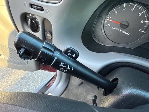 Used 2005 Chevrolet TrailBlazer LT image 31